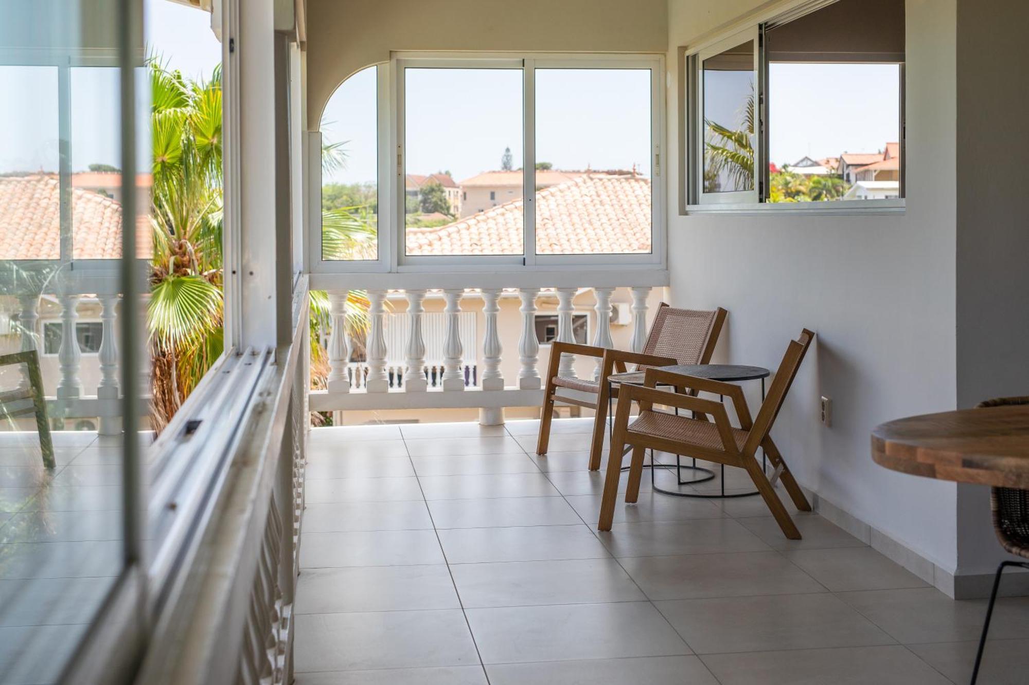 Jt Curacao Apartments Jan Thiel Exterior photo